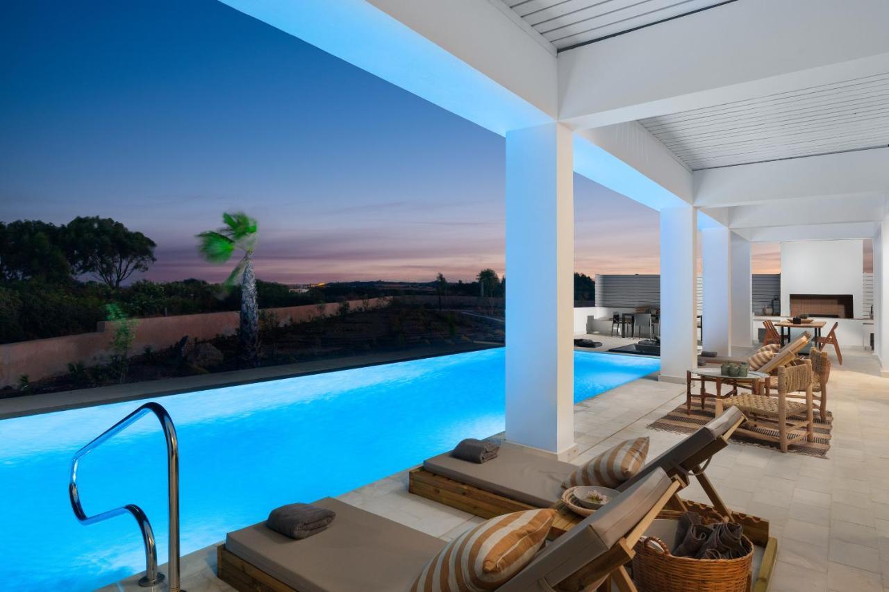 Seasand Villa Lacónia Exterior foto