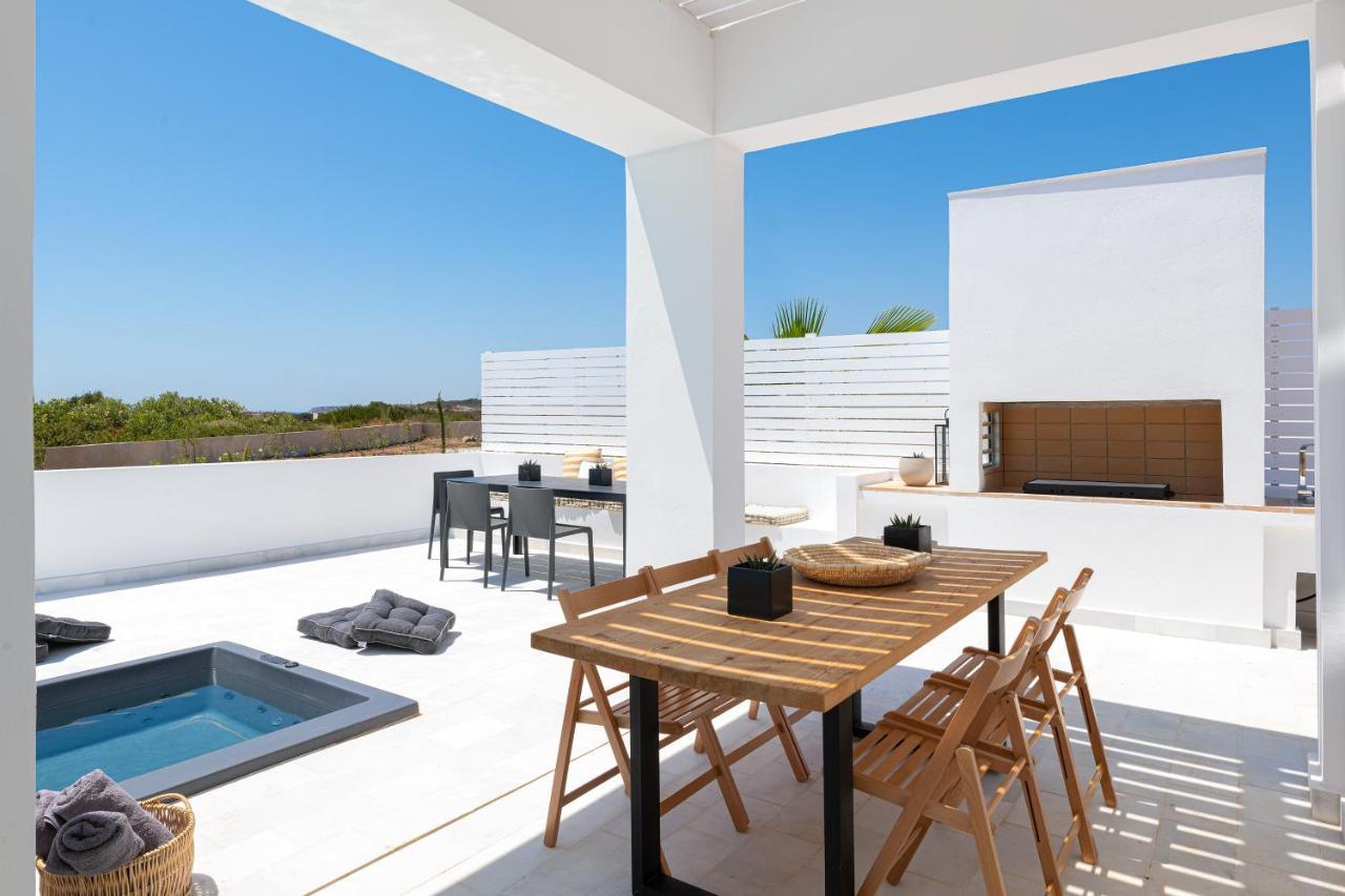 Seasand Villa Lacónia Exterior foto